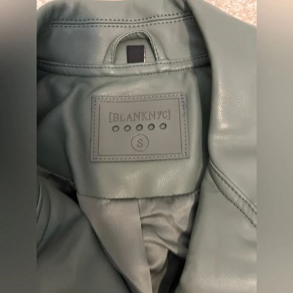 NWT Blank NYC Faux Leather Crop Moto Jacket in Olive Green size S - Picture 5 of 5